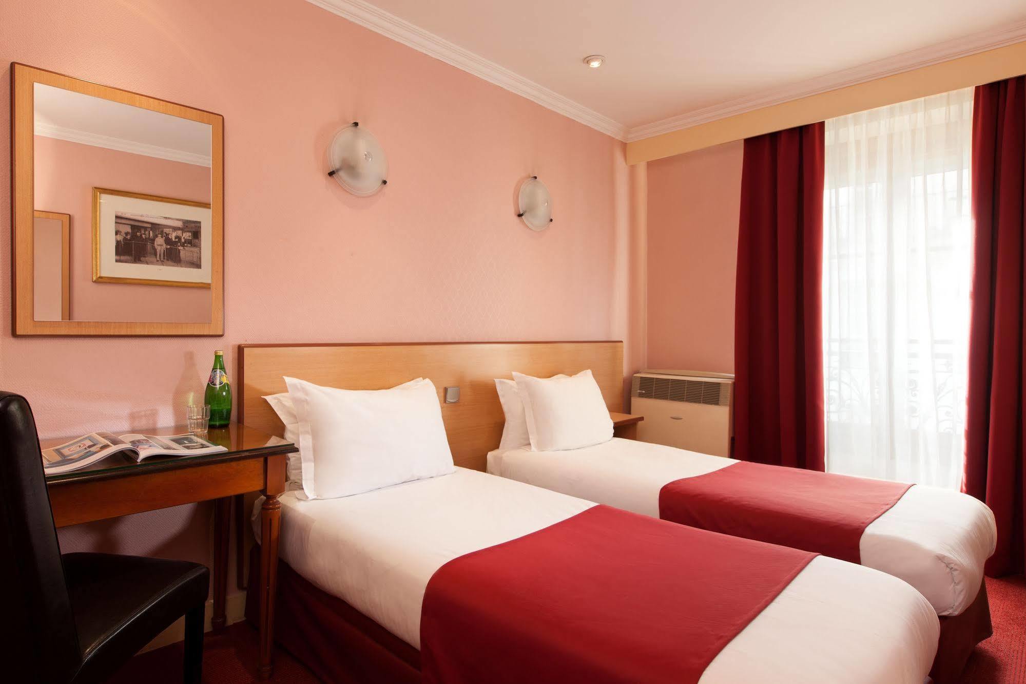 Grand Hotel Amelot Paris Luaran gambar